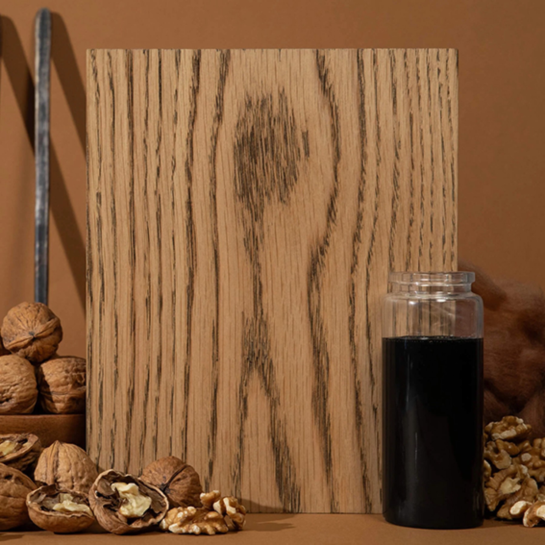 Photo Huile protection bois intérieur Oil plus 2c Noyer